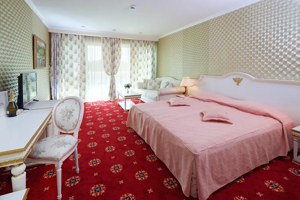Planeta Hotel & Aquapark Free Beach Access Sunny Beach