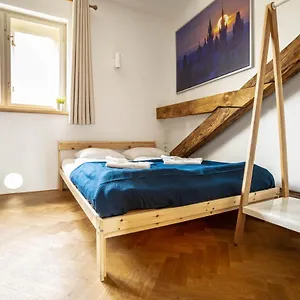 zkontrolujte dostupnost