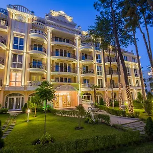  Апартаменты Venera & Anastasia Palace